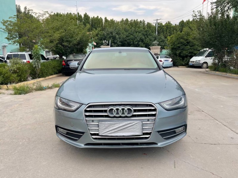 青岛13年奥迪A4L1