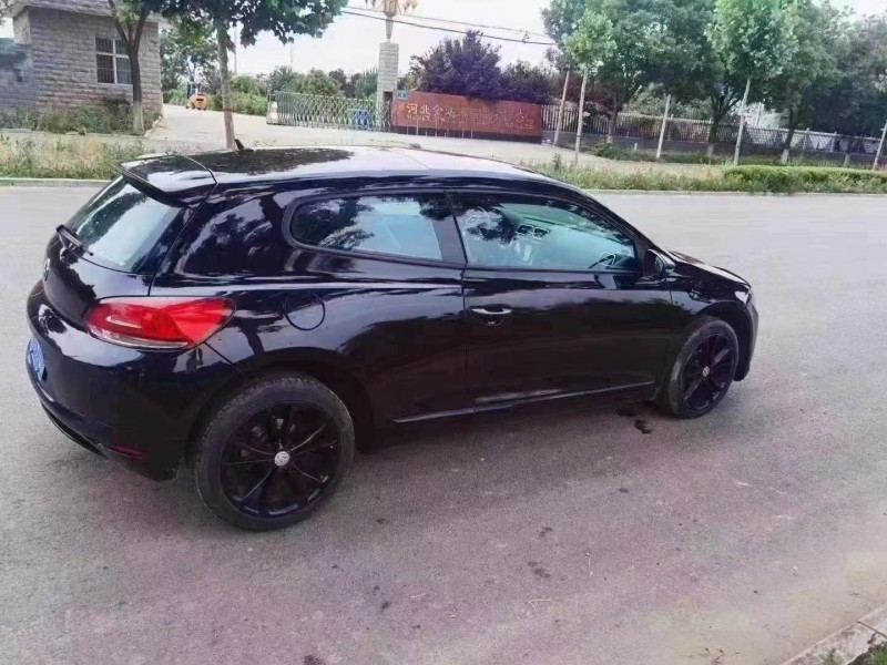 保定12年大众尚酷7