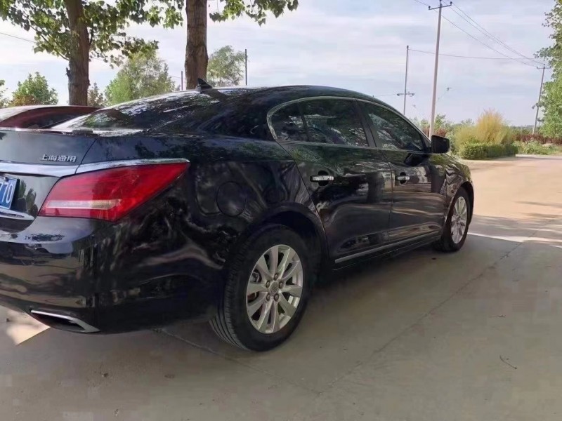 保定14年别克君越9