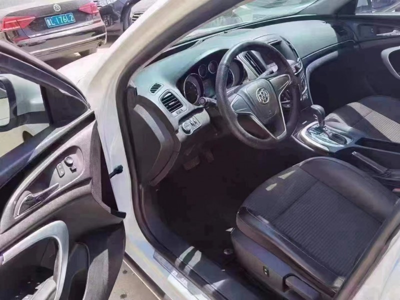 保定17年别克君威6