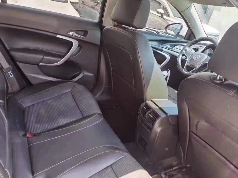 保定17年别克君威5