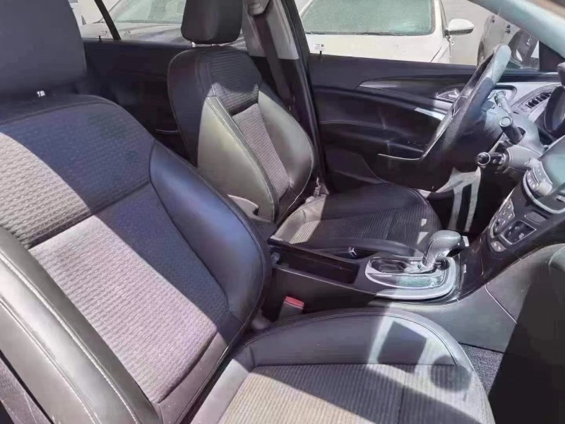 保定17年别克君威4