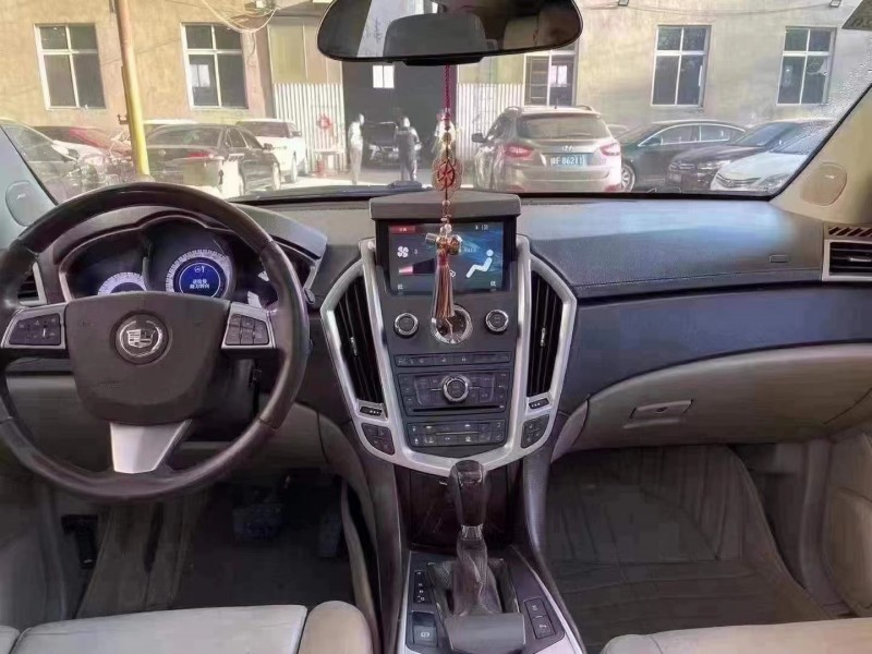 保定11年凯迪拉克SRX7