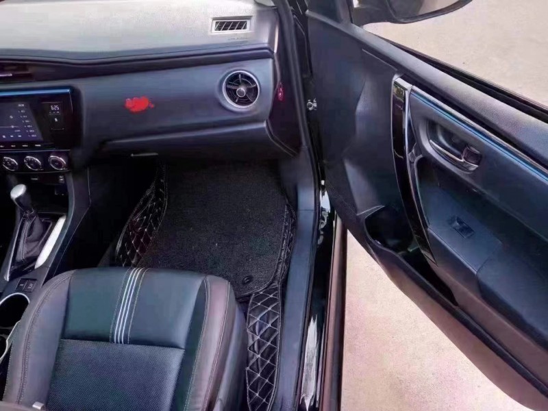 保定19年丰田雷凌4