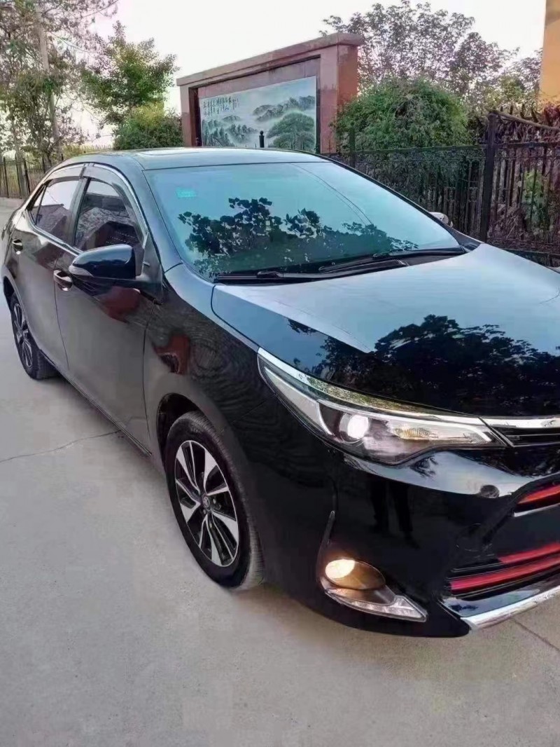 保定19年丰田雷凌8