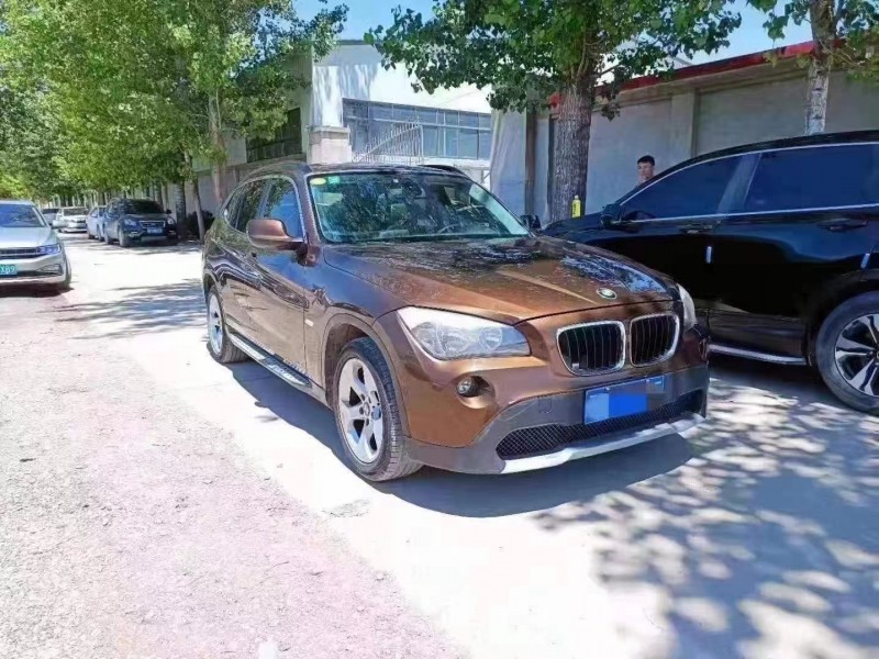 保定12年宝马X12