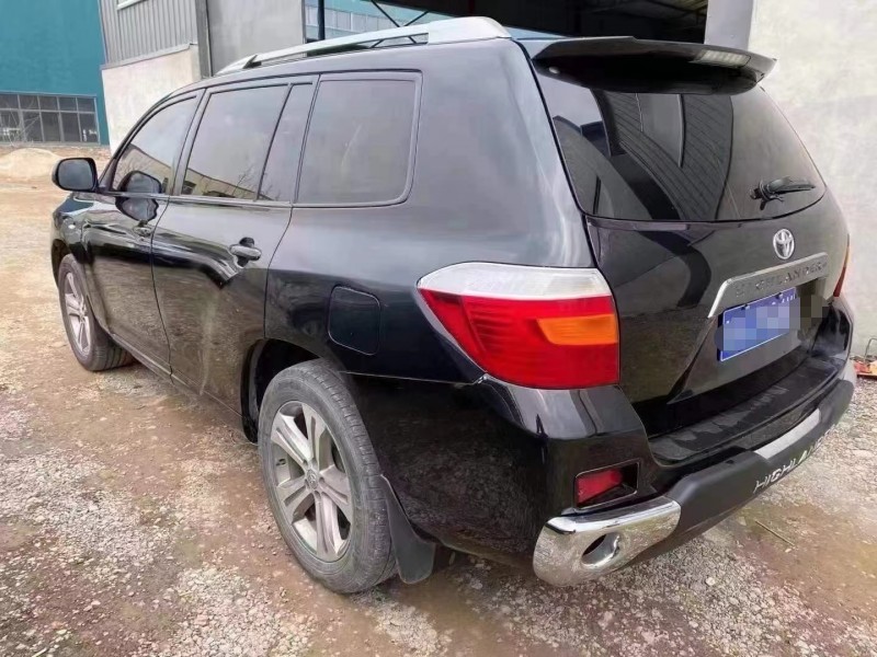 保定11年丰田汉兰达5