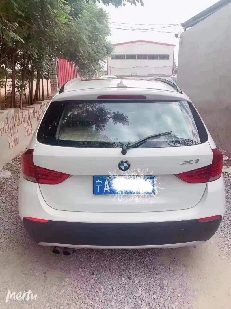 保定12年宝马X14