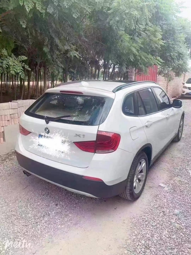 保定12年宝马X15