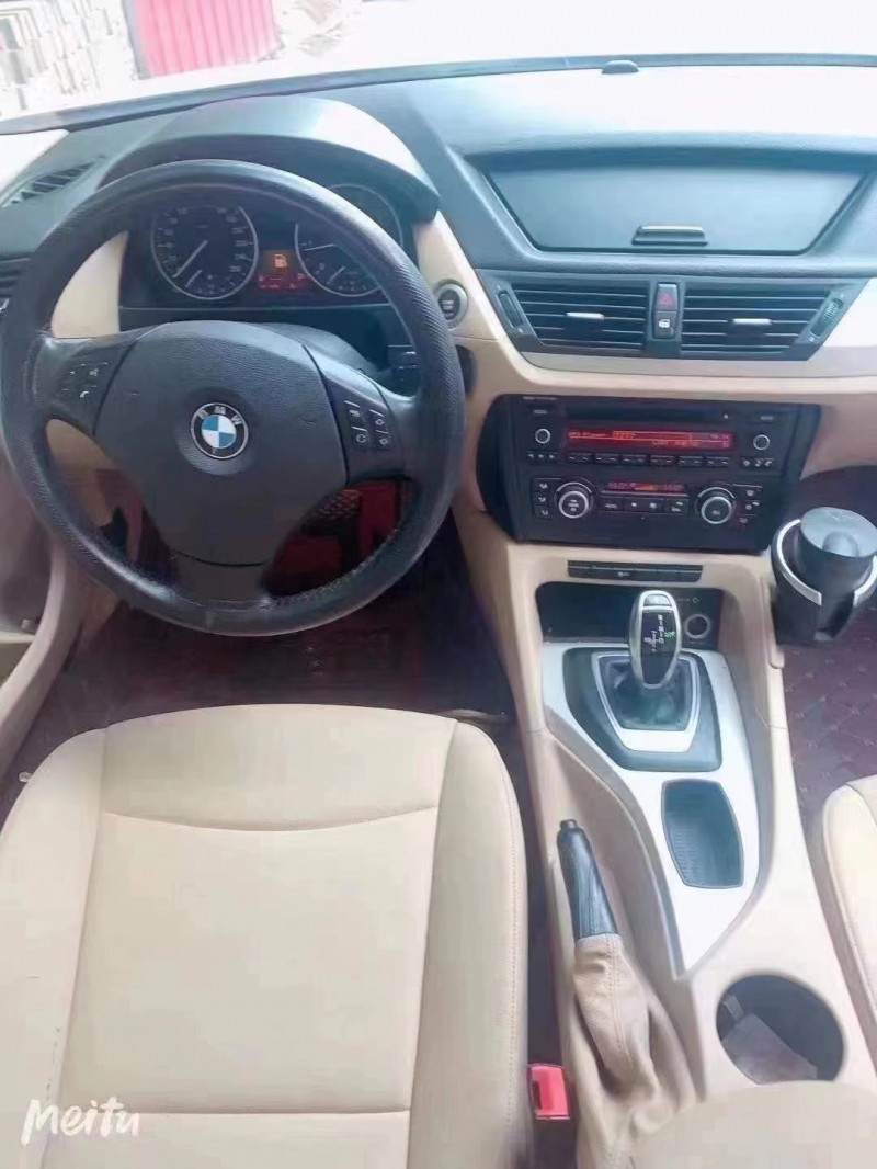 保定12年宝马X18