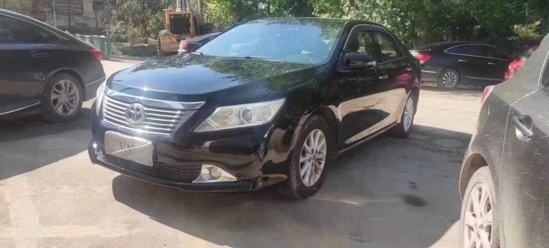 保定14年丰田凯美瑞3