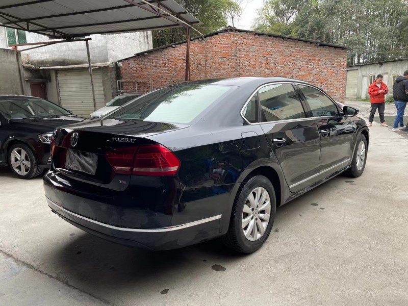 成都16年大众帕萨特7