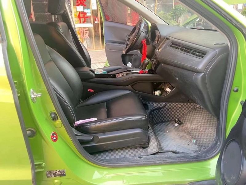 邵阳18年本田缤智6