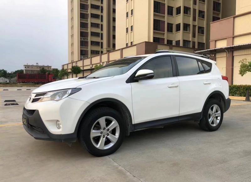 东莞14年丰田RAV4荣放3