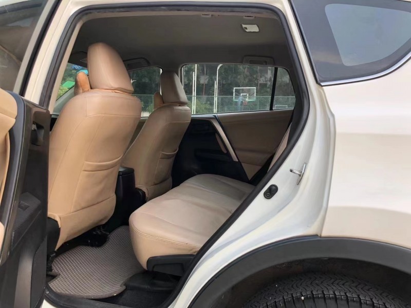 东莞14年丰田RAV4荣放6