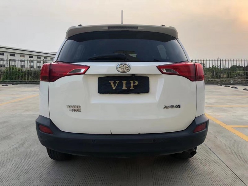 东莞14年丰田RAV4荣放9