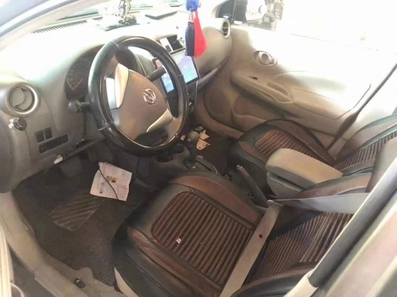 廈門18年日產陽光4