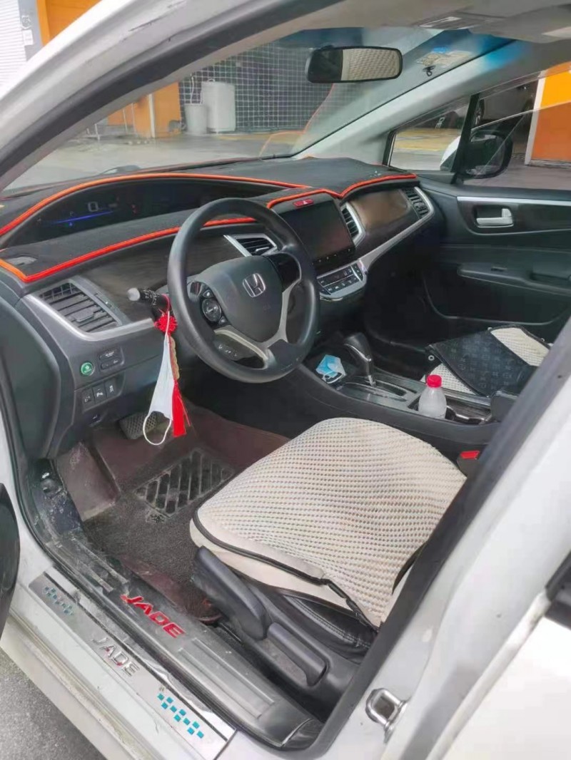 武汉16年本田杰德4