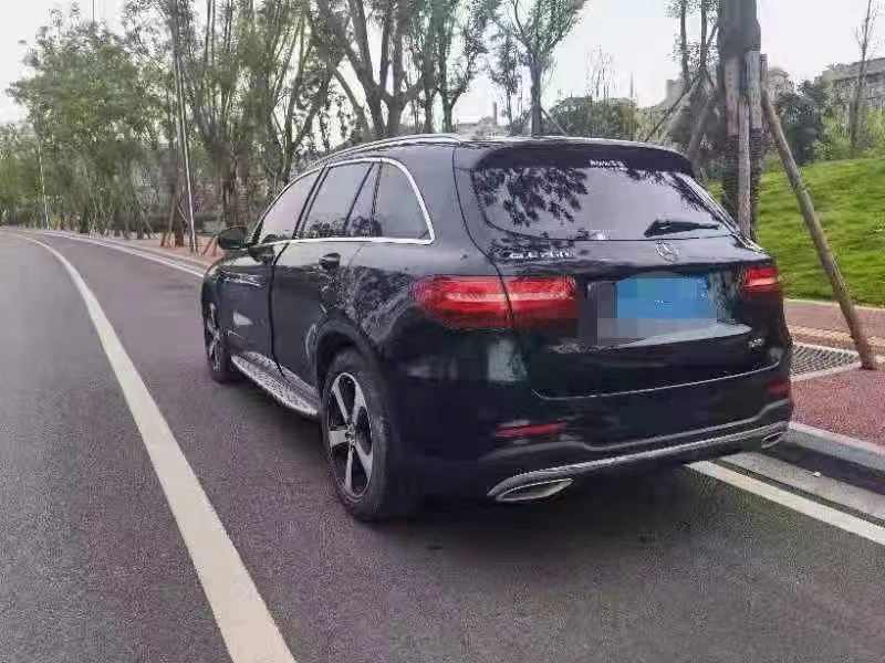 成都18年奔驰GLC4