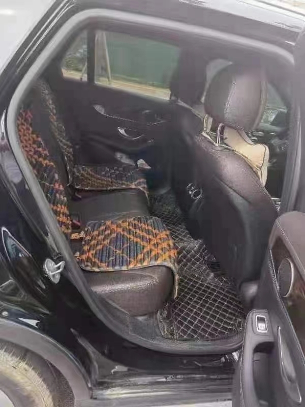 成都18年奔驰GLC6