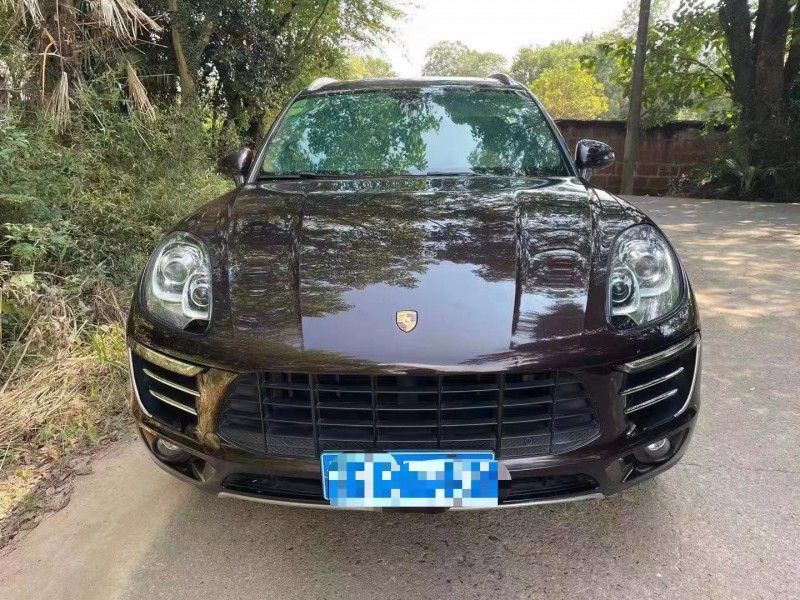九江18年保時捷Macan1