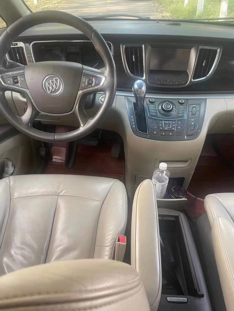 枣庄11年别克GL85