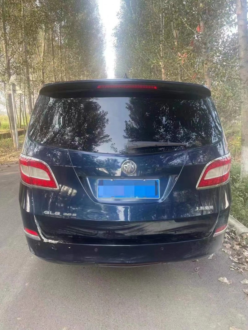 枣庄11年别克GL88