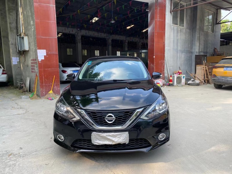 成都17年日产轩逸1