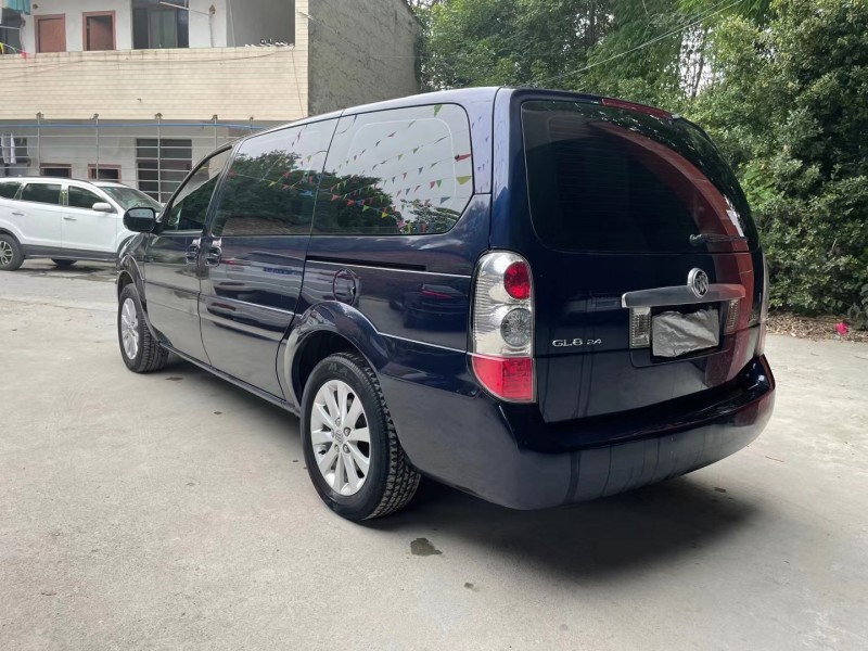 成都16年别克GL89