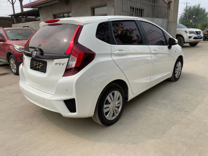 保定17年本田飞度4