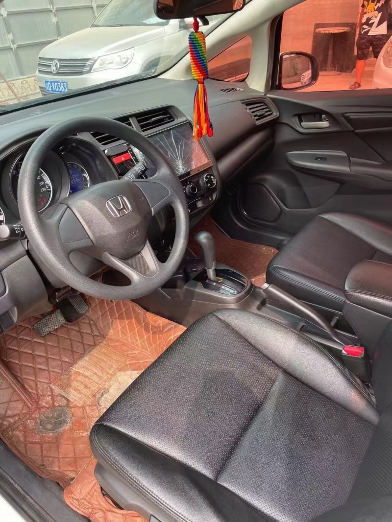 保定17年本田飞度3