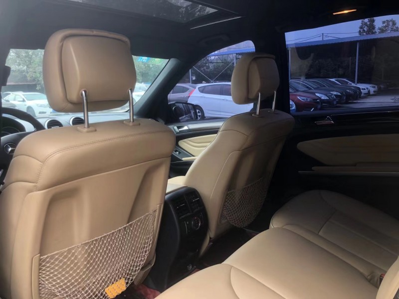 保定11年奔驰ML2