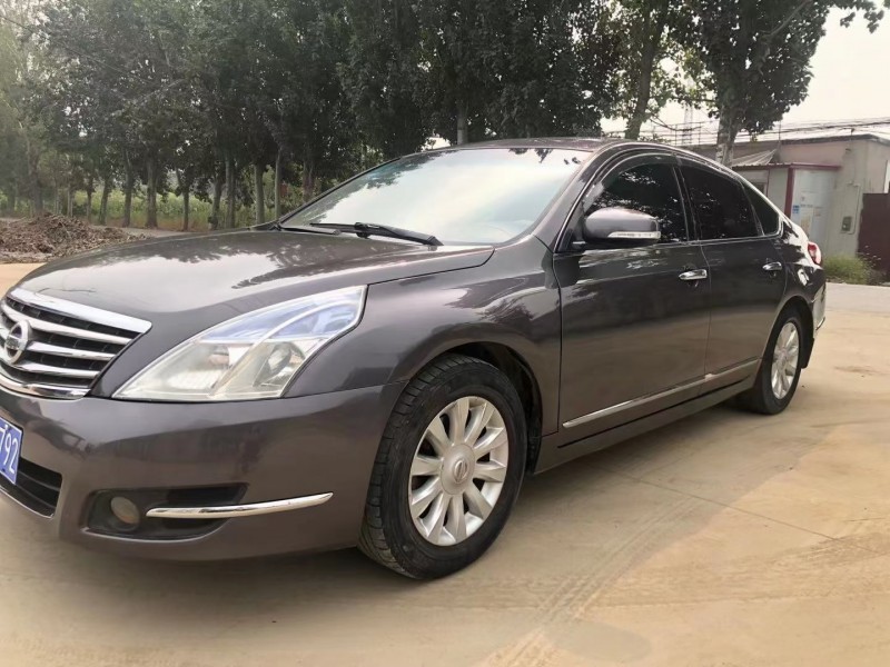 保定10年日产天籁7