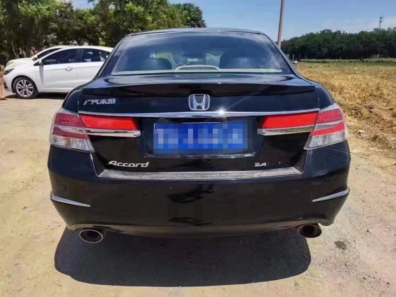 保定13年本田雅阁6