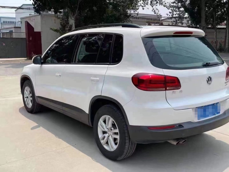 保定16年大众途观5