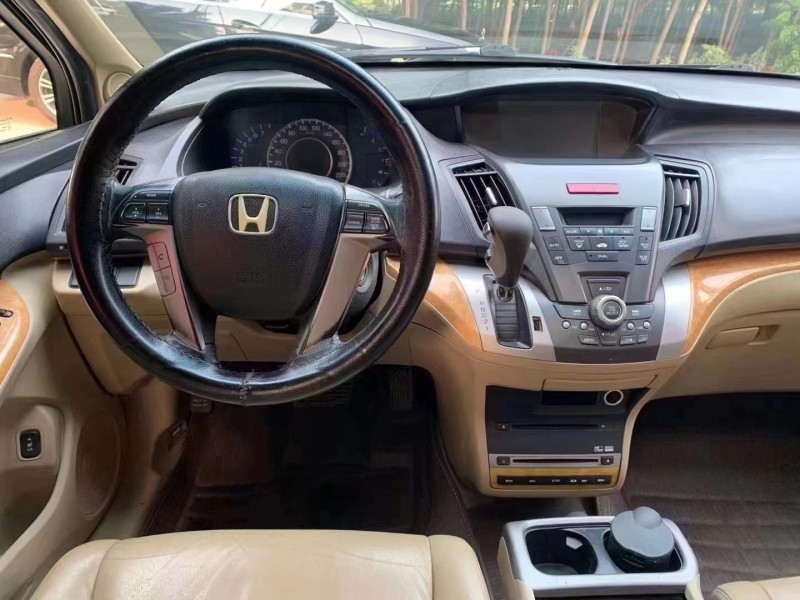 保定11年本田奥德赛9