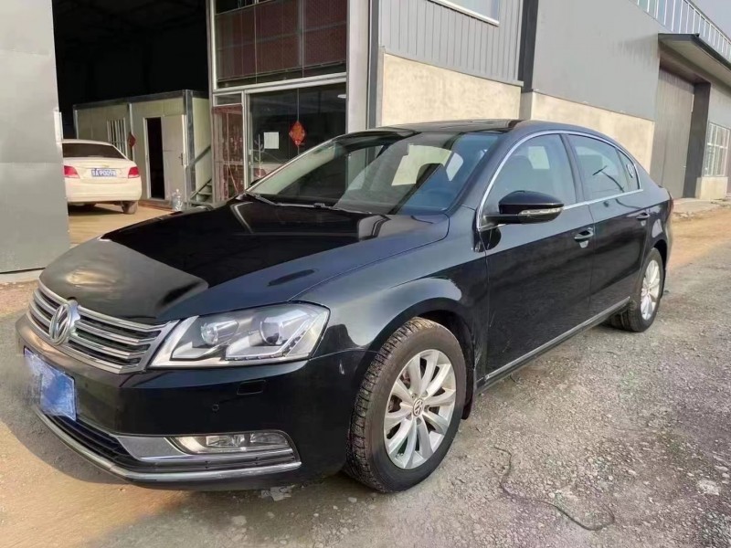 保定14年大众迈腾2