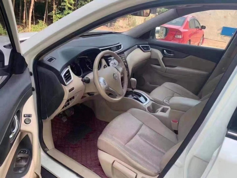 保定15年日产奇骏6