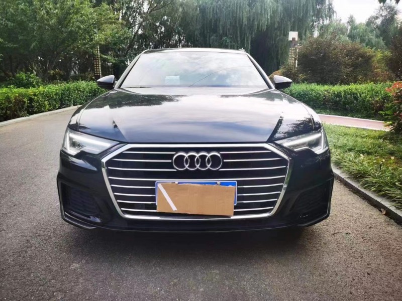 济宁19年奥迪A6L1