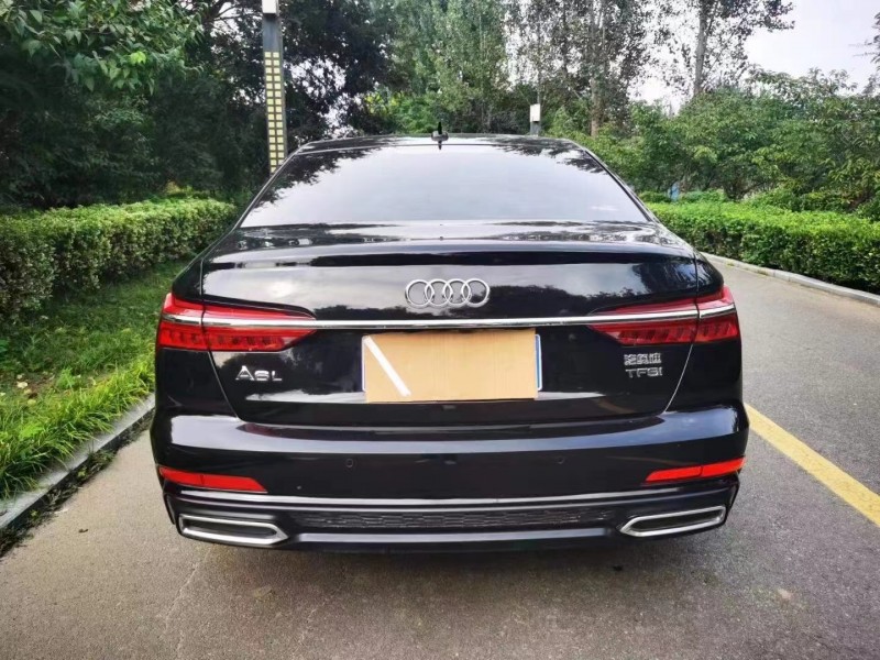 济宁19年奥迪A6L9