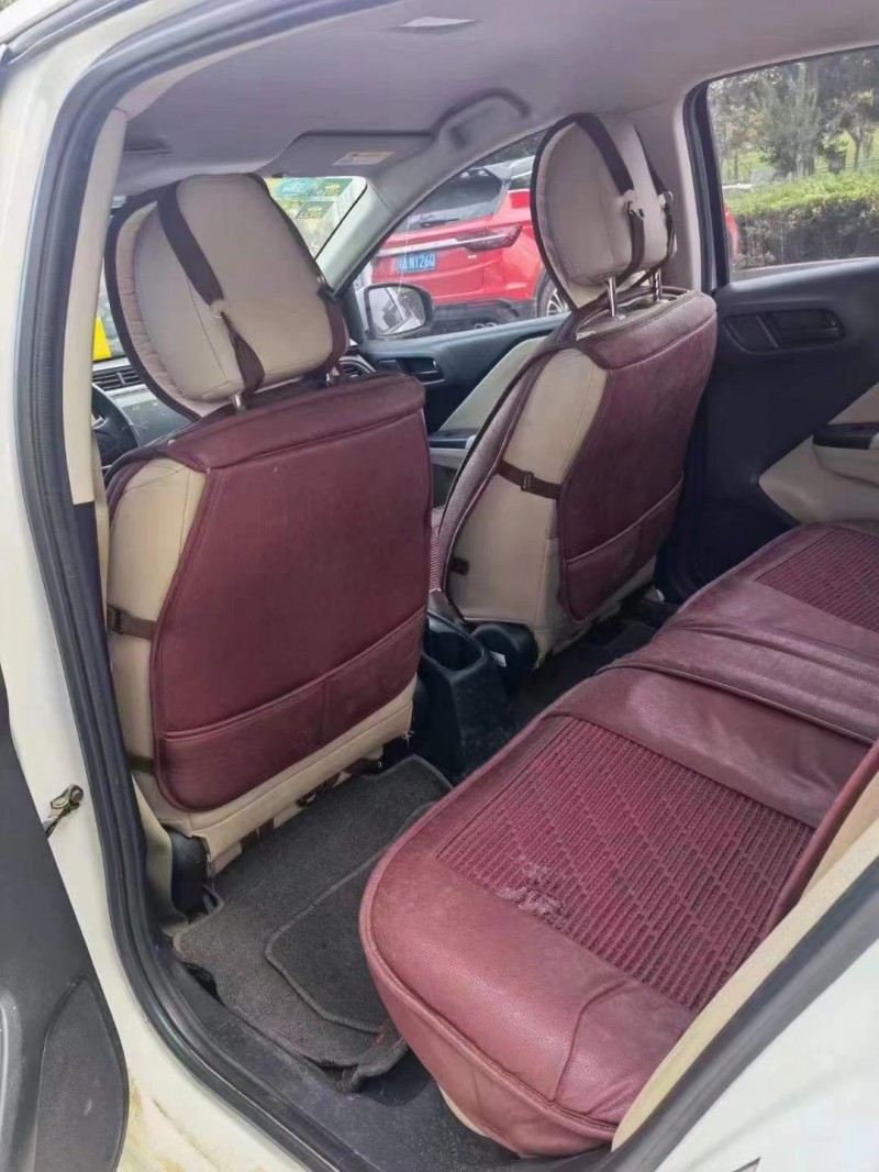 武汉17年本田锋范6