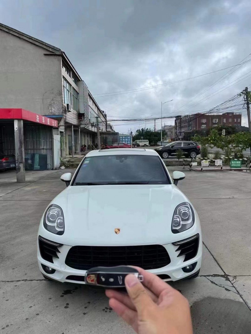 徐州18年保时捷Macan1