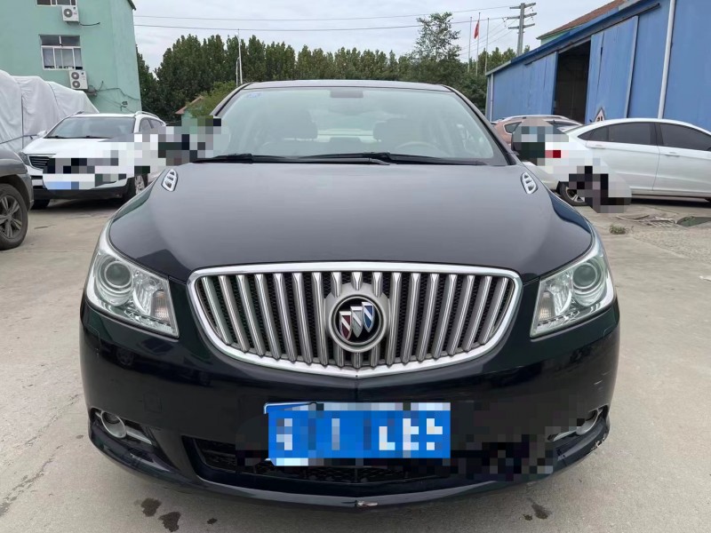 青岛11年别克君越1