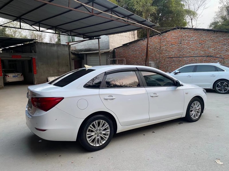 成都17年别克英朗9