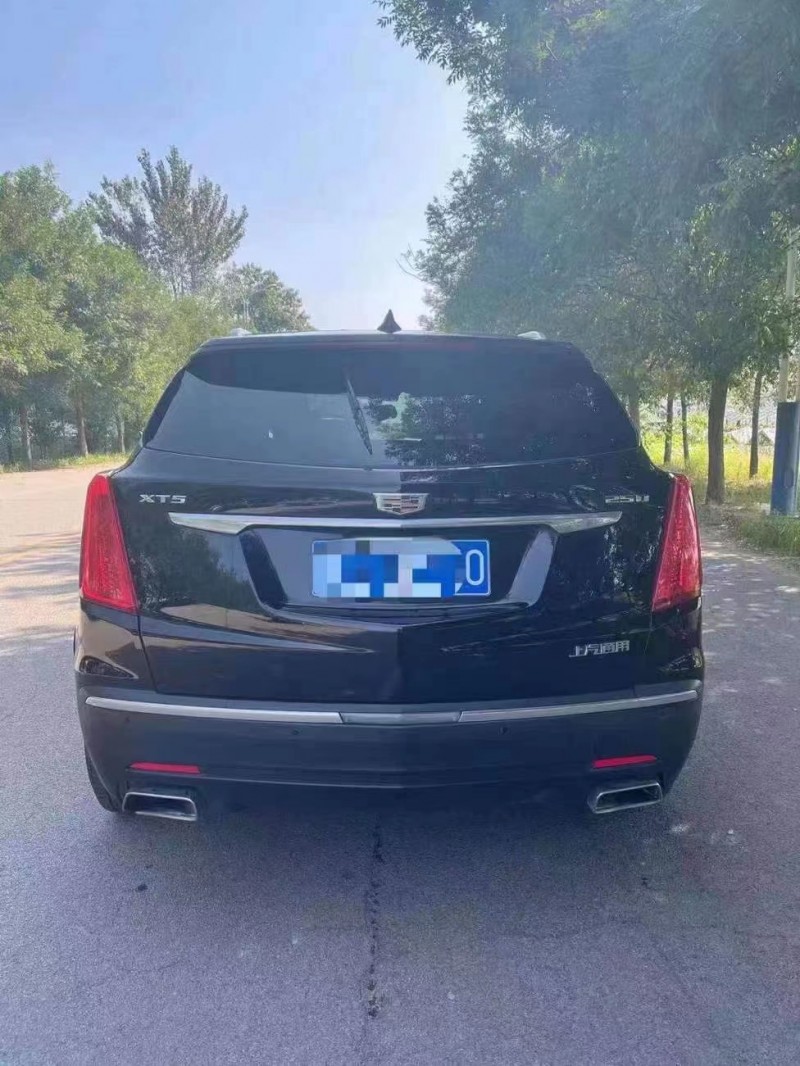 枣庄18年凯迪拉克XT57