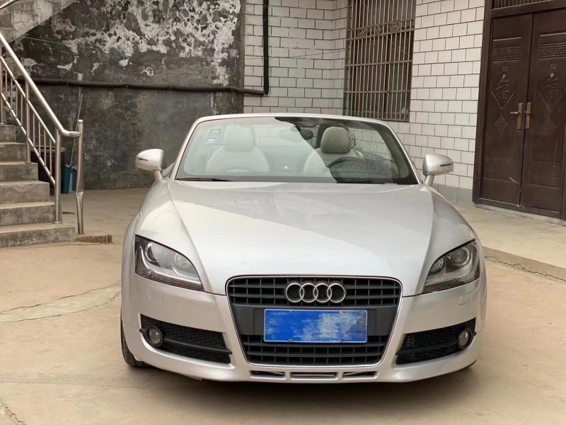 济宁13年奥迪TT1