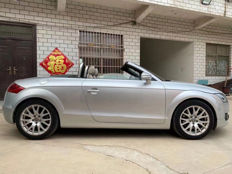 济宁13年奥迪TT3