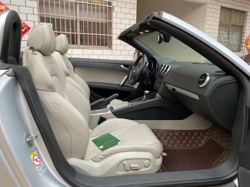 济宁13年奥迪TT5