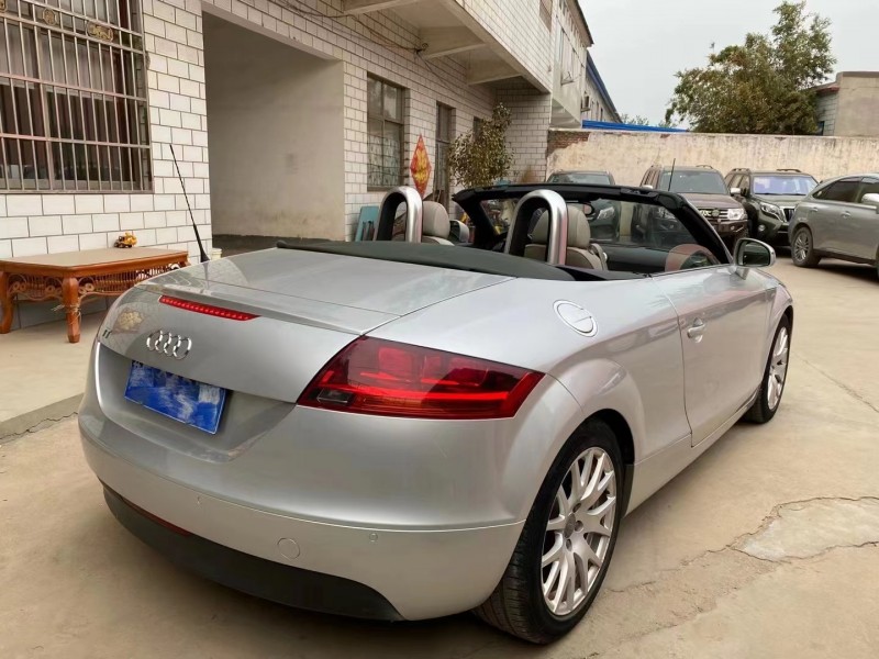 济宁13年奥迪TT7