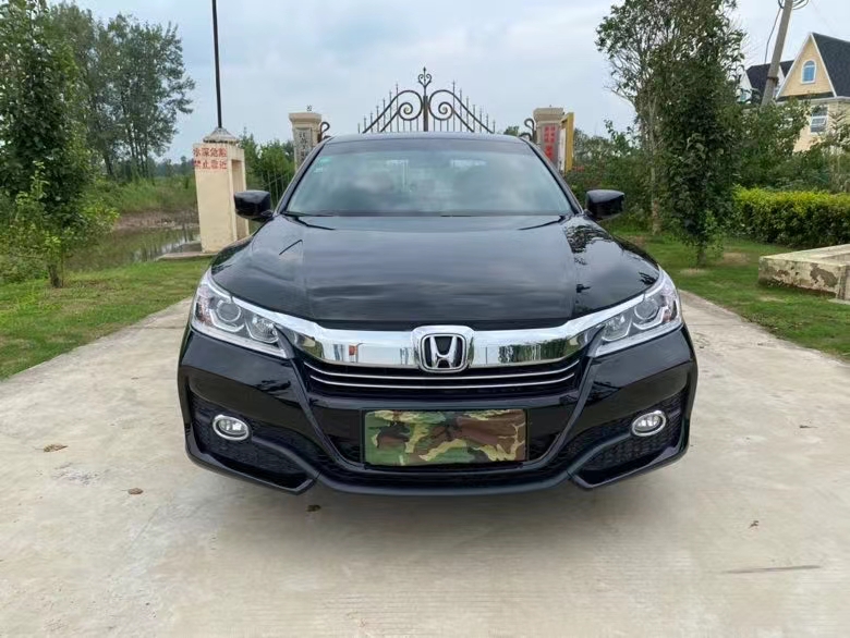 徐州17年本田雅阁1